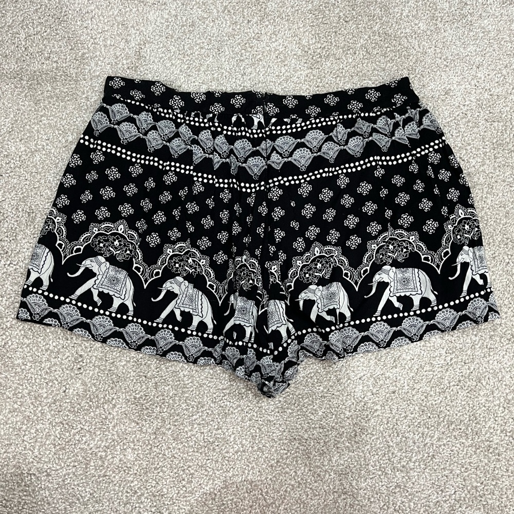 BOHO ELEPHANT PRINT SHORTS